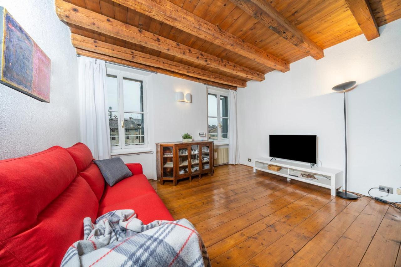 Atelier San Giacomo - Central Apartment ウーディネ エクステリア 写真