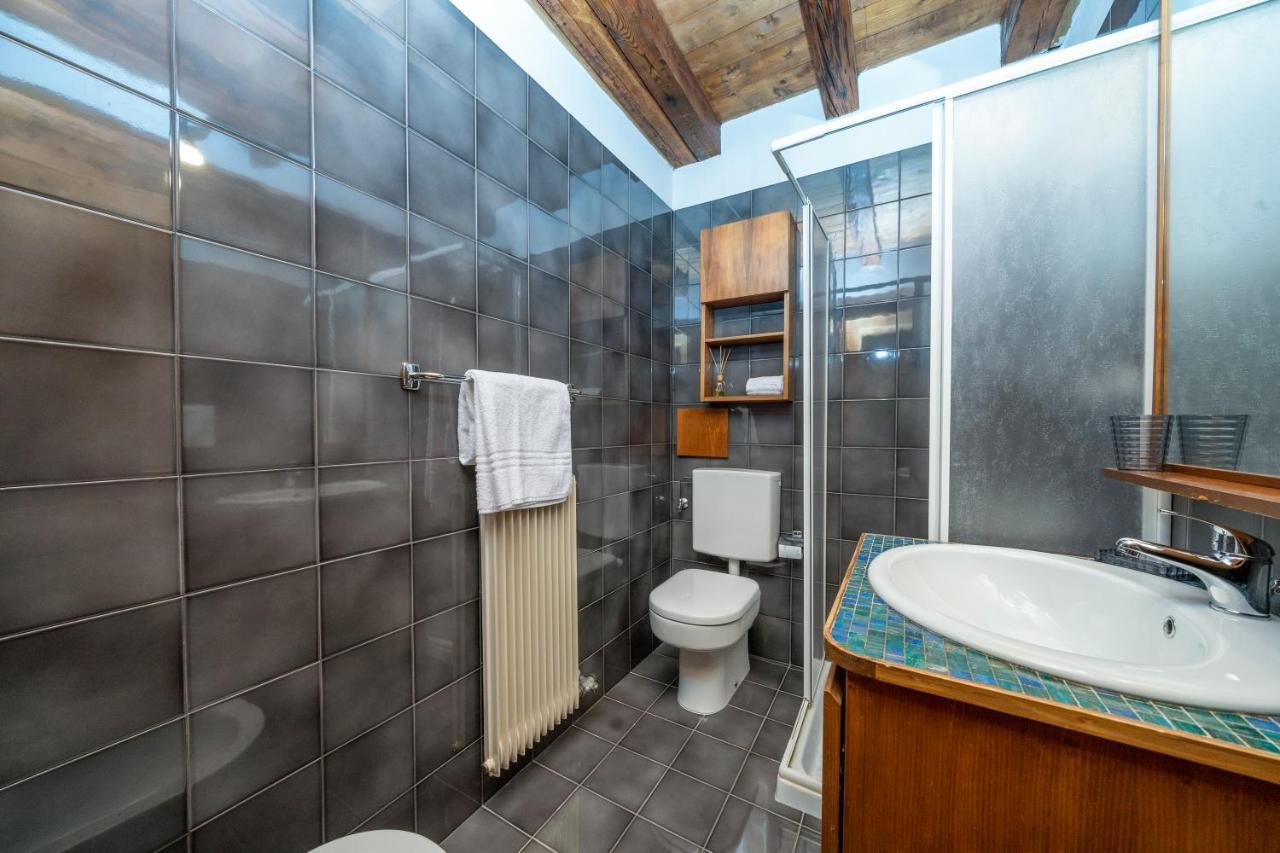 Atelier San Giacomo - Central Apartment ウーディネ エクステリア 写真