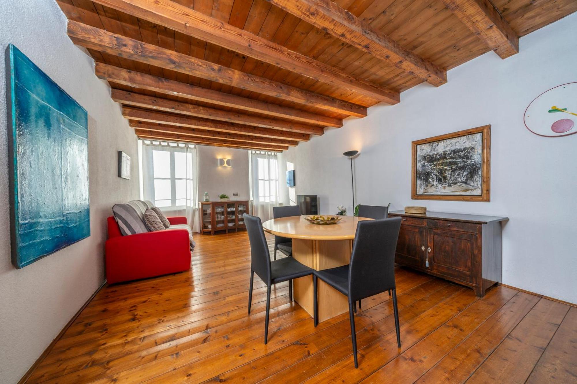 Atelier San Giacomo - Central Apartment ウーディネ エクステリア 写真
